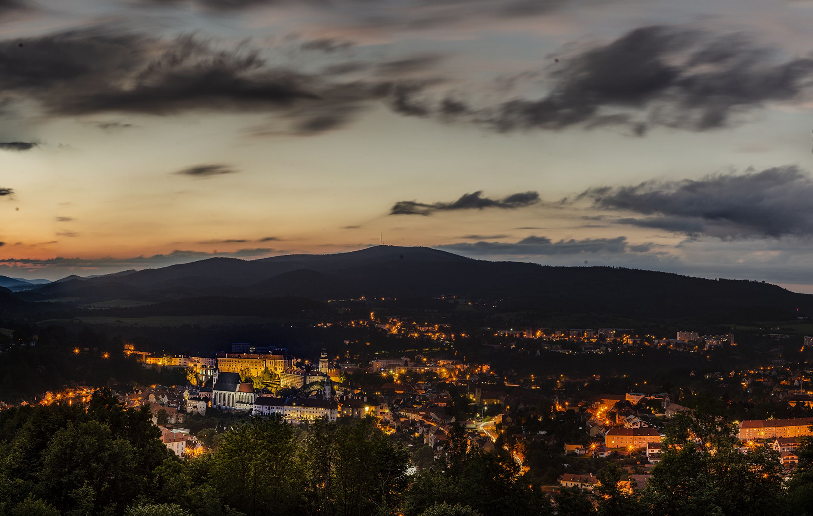 Pano_Krumlov z Krížoveho vrchu